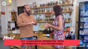 Lee más sobre el artículo Descubrimos el mundo de la pimienta con Rocío Santana
